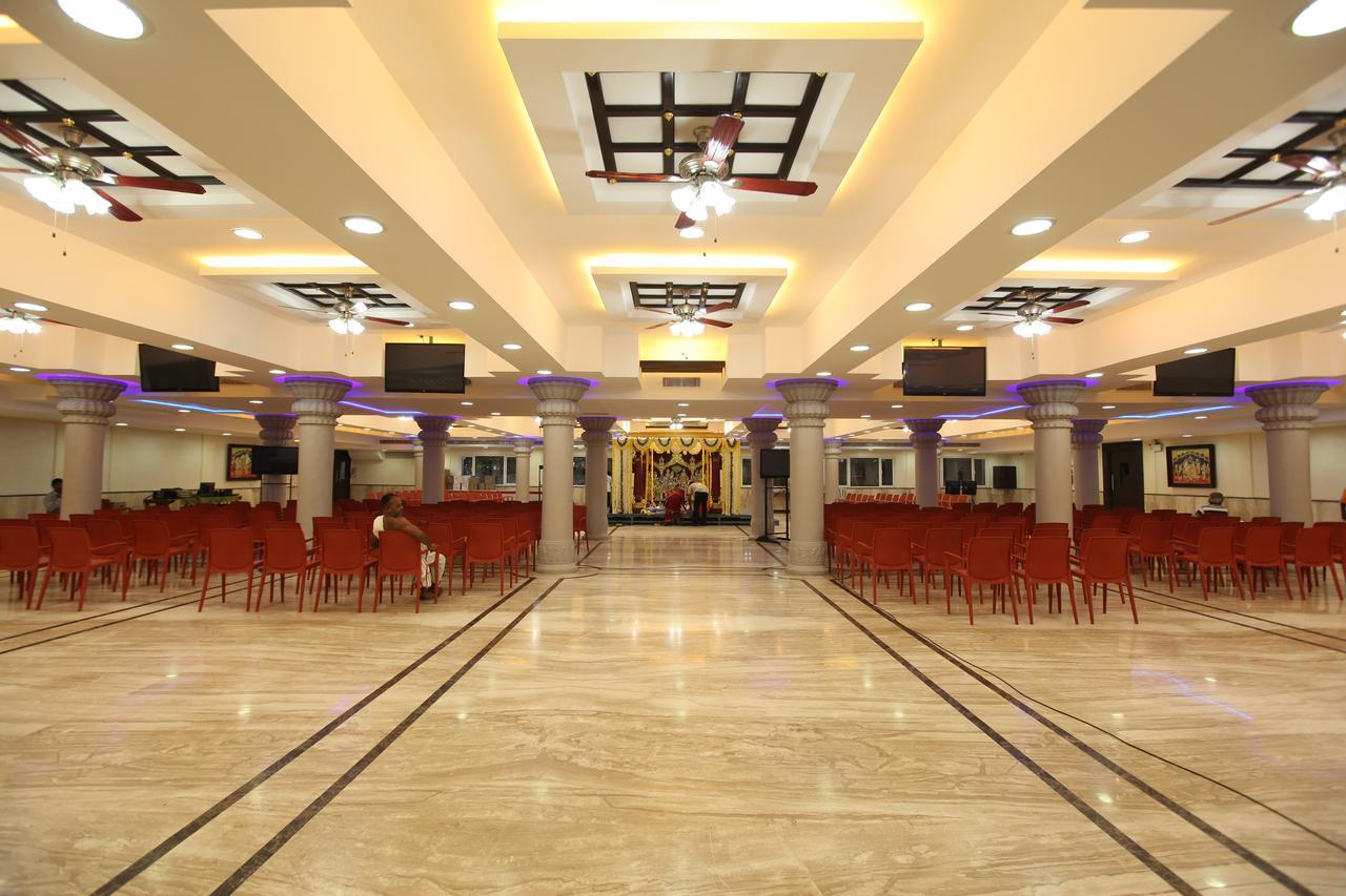 New Woodlands Hotel Chennai Exterior photo