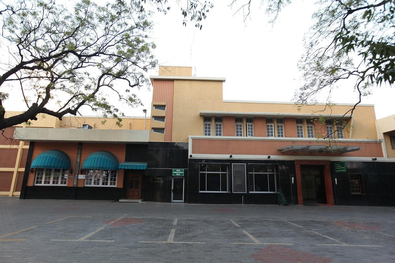 New Woodlands Hotel Chennai Exterior photo