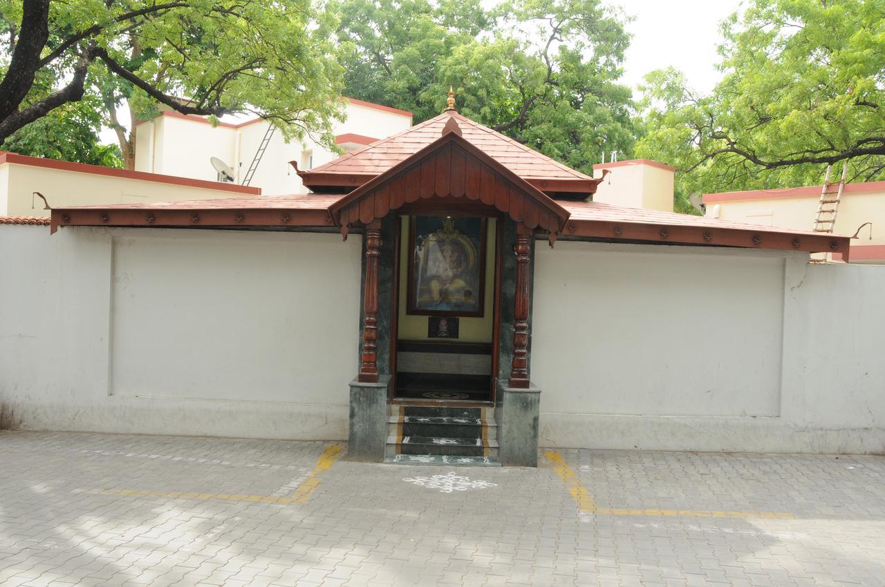 New Woodlands Hotel Chennai Exterior photo