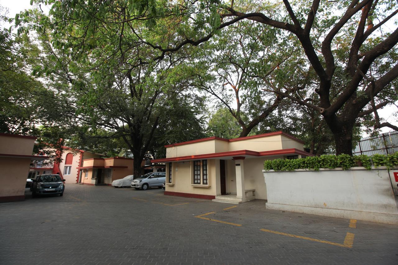 New Woodlands Hotel Chennai Exterior photo