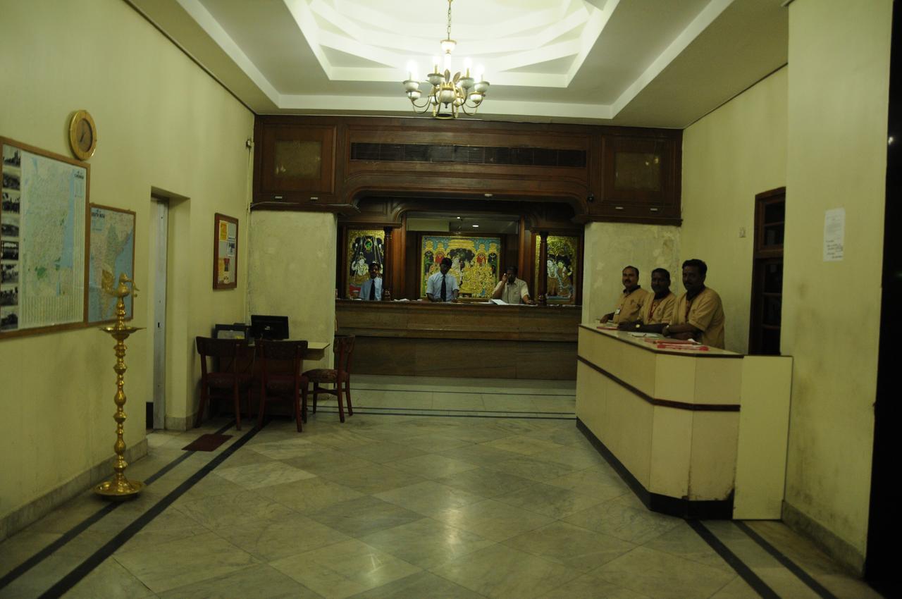 New Woodlands Hotel Chennai Exterior photo