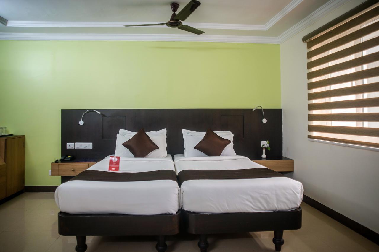 New Woodlands Hotel Chennai Exterior photo