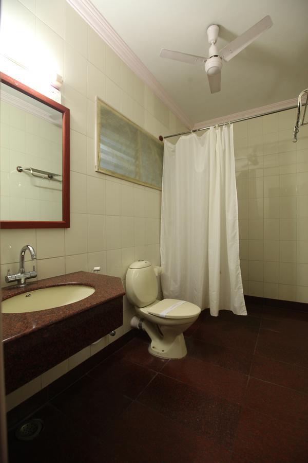 New Woodlands Hotel Chennai Exterior photo